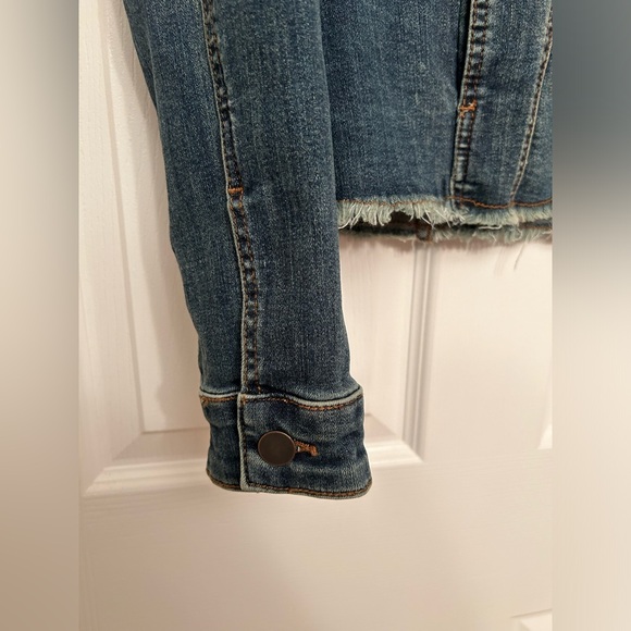 NWT KUT from the Kloth Julia Denim Jacket - Picture 4 of 10